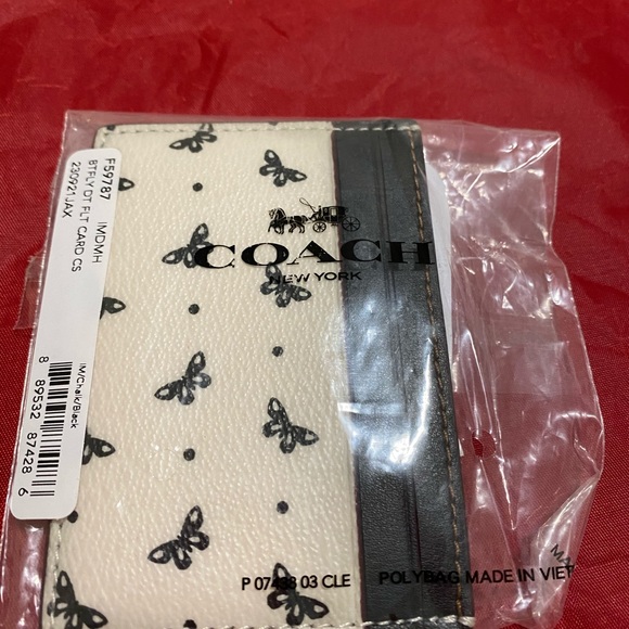 Authentic COACH CV CARD HOLDER PATENT LEATHER - Picture 5 of 8